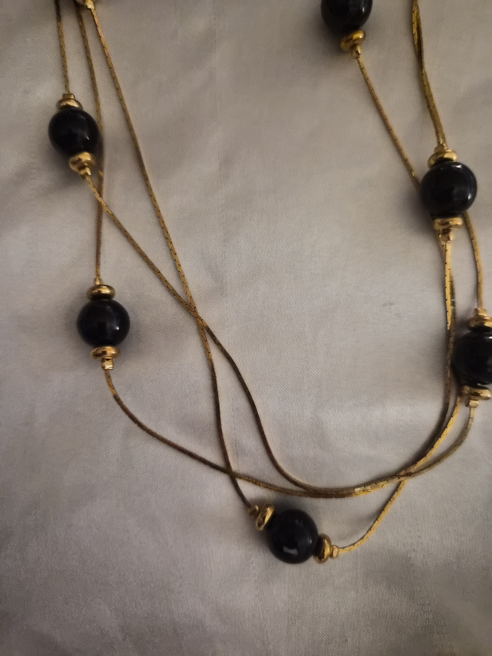 Antique Style Gold Tone Black Bead Non Tangle Necklace